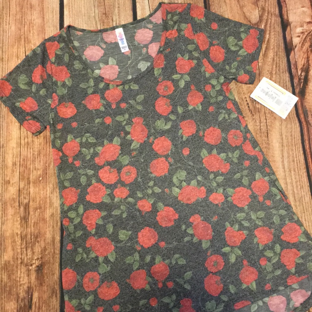 LuLaRoe Classic T, Size XSmall 🚫 trades